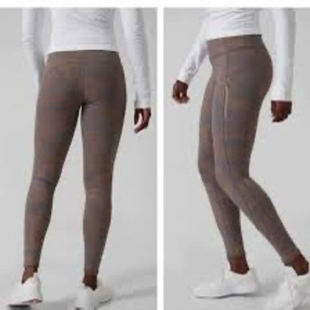 Athleta Rainier Reflective Running Tight Camo Lux Bluff Gray Size L 985307 EUC